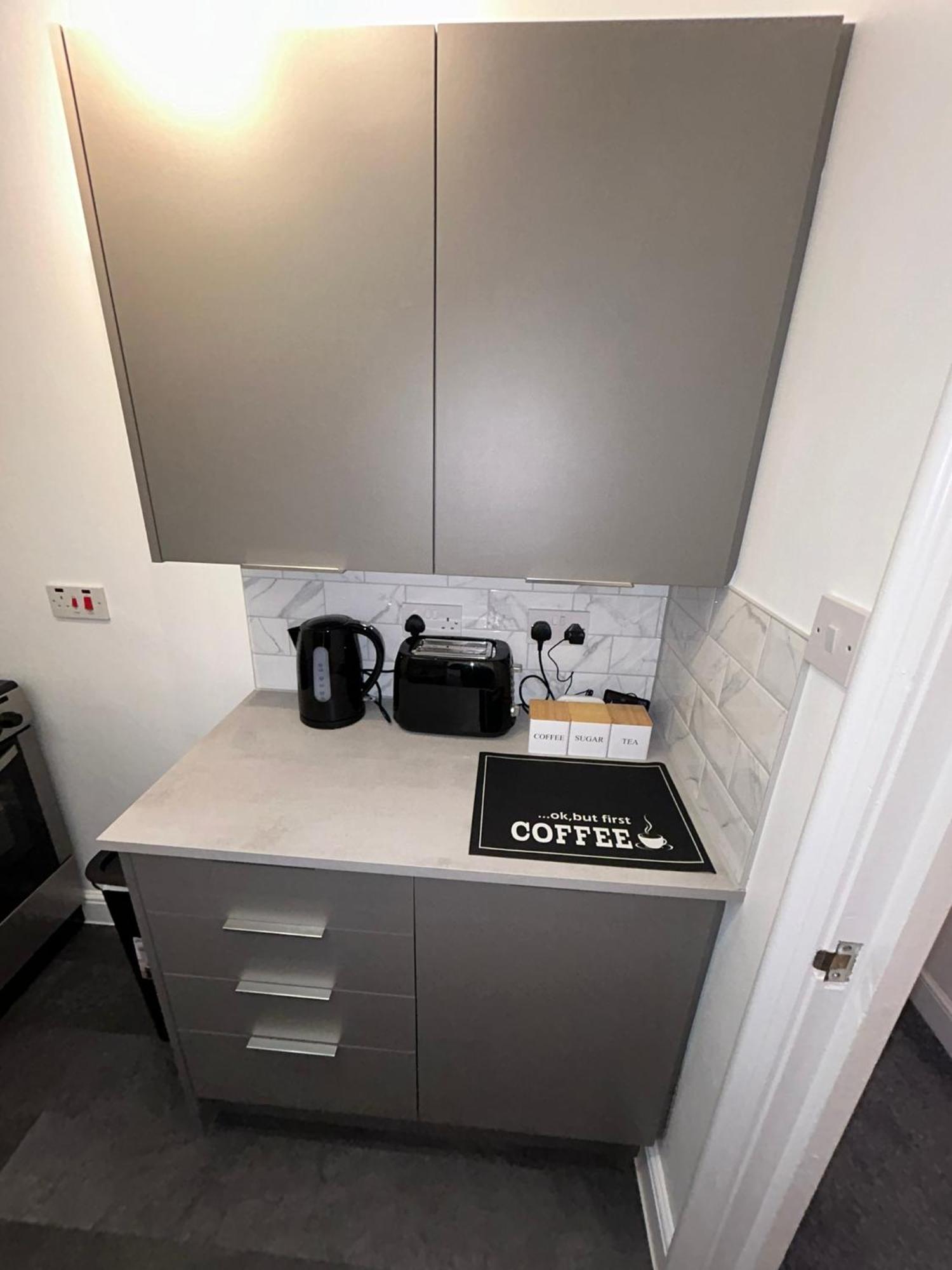Brand New Modern Apartments Steps From Gloucester Quays Exteriör bild