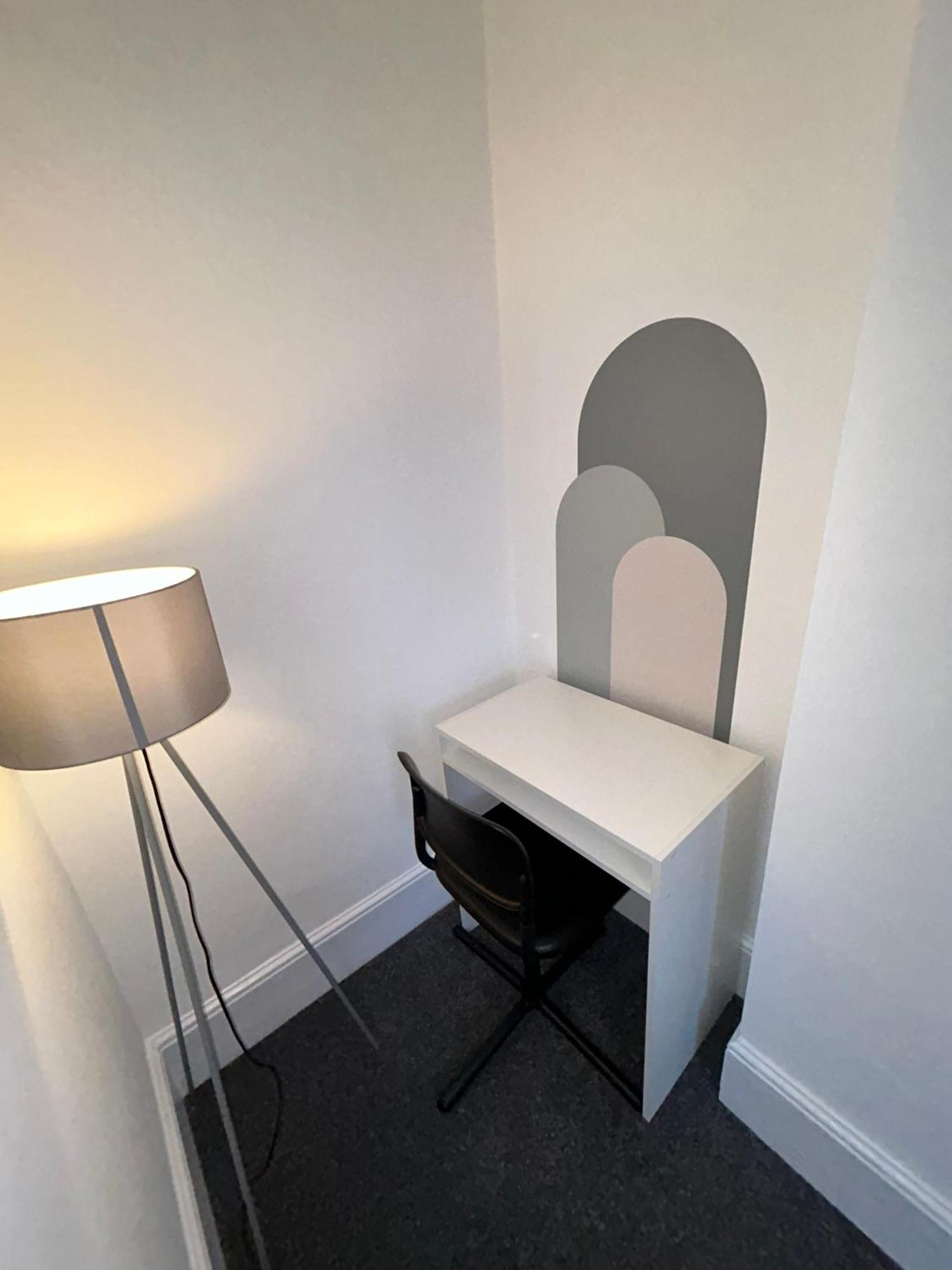 Brand New Modern Apartments Steps From Gloucester Quays Exteriör bild
