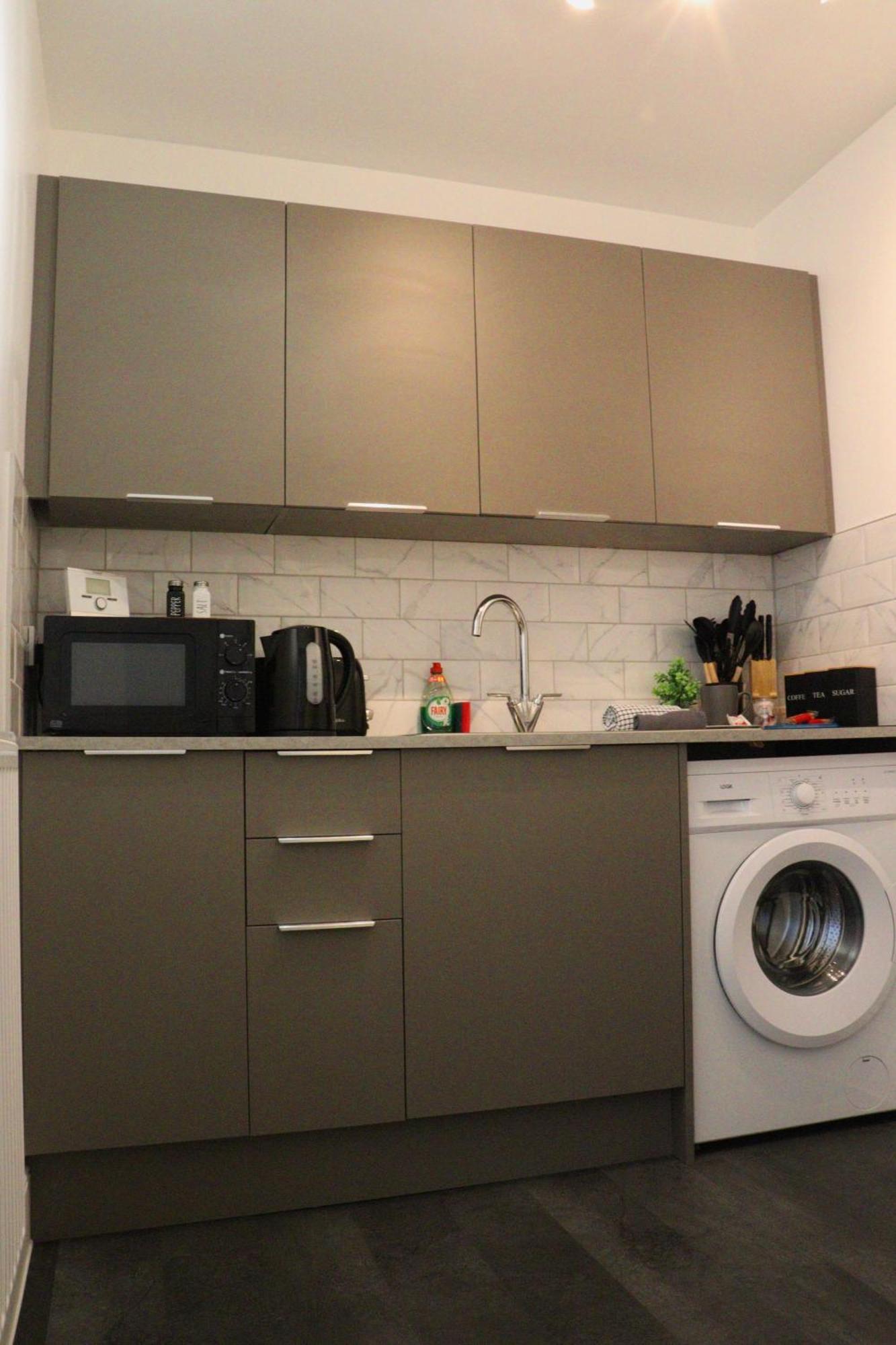 Brand New Modern Apartments Steps From Gloucester Quays Exteriör bild
